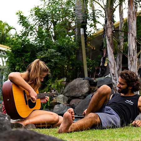 Backpackers By The Bay Pansiyon Airlie Beach Dış mekan fotoğraf